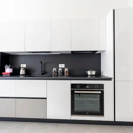 Guesthost - Comfy Near Cenisio Mm5 شقة ميلان