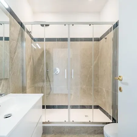 Intrho - Casa Torino 64 Elegant For 10 شقة