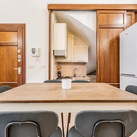 Apartamento 7guest Duomo5min Walk-private Cinema Popcorn-castle 6min- Air Cond Milão