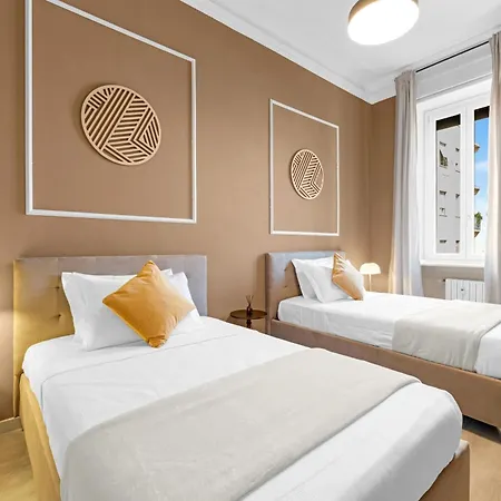 Apartamento -gorgeous 3bedroom- Penthouse Near Duomo Keyhost *
