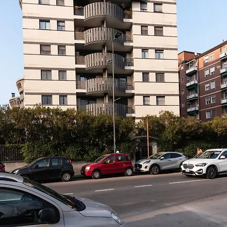 Youhosty - Forze Armate 250 Apartman Milánó