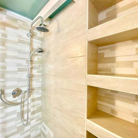 Loft In The Center - Metro - 12 Beds Milano