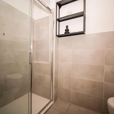 Ponti Cozy - Private Parking Available, Near Navigli, Romolo Metro And Duomo ميلان