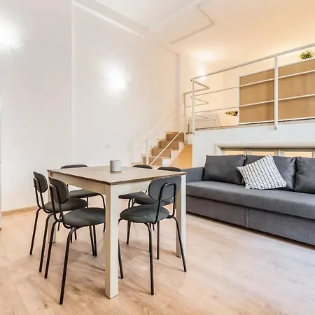 Apartamento 7guest Duomo5min Walk-private Cinema Popcorn-castle 6min- Air Cond