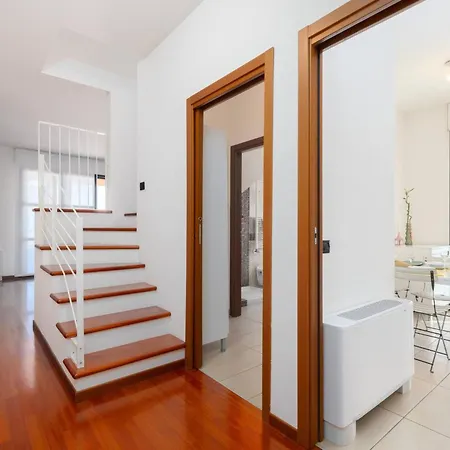Large Duplex With Private Terrace Gluck Διαμέρισμα