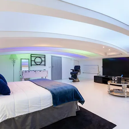 Pool & Billiard - Luxury Loft Di 400mq Con Cinema *