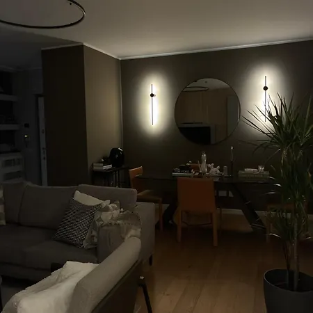 Stylish Modern 2-bedroom In Apartament Mediolan