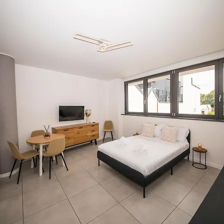 Ponti Cozy - Private Parking Available, Near Navigli, Romolo Metro And Duomo *