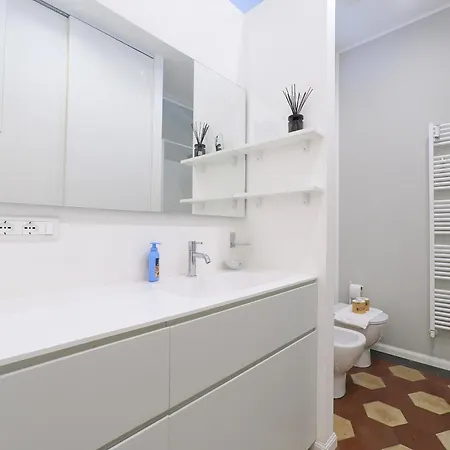 Poliziano Stylish In Sempione Appartement Milan