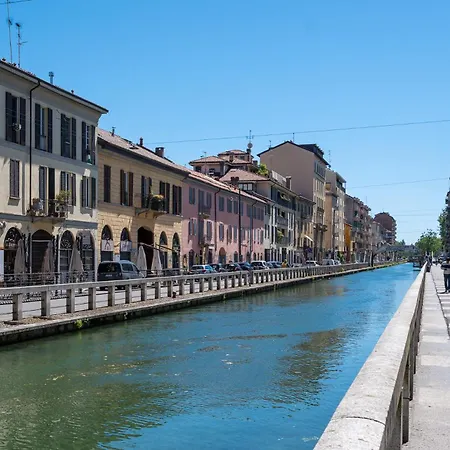 Stylish Flat On The Navigli For 6 Appartement *