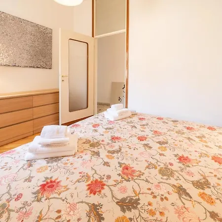 Intrho - Casa Torino 64 Elegant For 10 شقة *