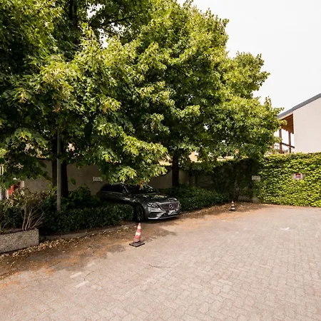 شقة Ponti Cozy - Private Parking Available, Near Navigli, Romolo Metro And Duomo *