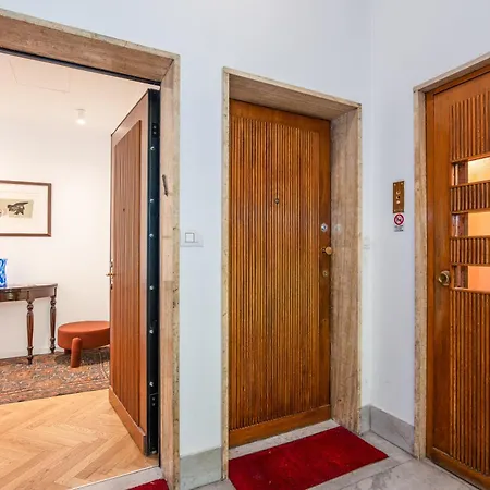 Keys Of Italy - Guastalla - Urban Elegance
