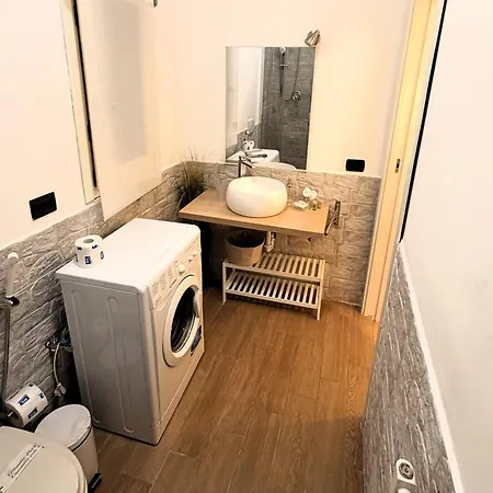Elegant Isola District Apartment