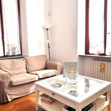 Jolie 10 Min From Piazza Duomo Milaan