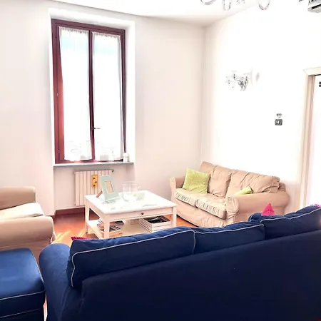 Jolie 10 Min From Piazza Duomo *