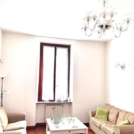 Jolie 10 Min From Piazza Duomo Villa *