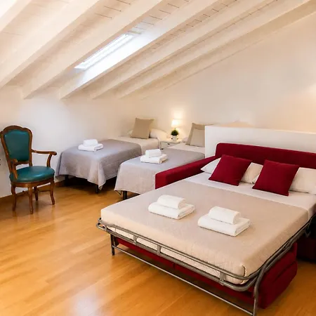 Couette-café Bb Savona Centro Milan