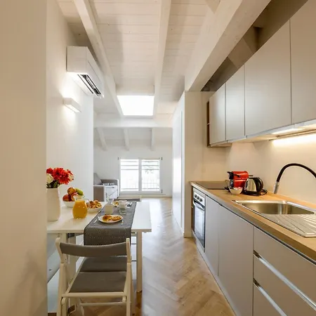 Novara, 62 - Sky Loft شقة *