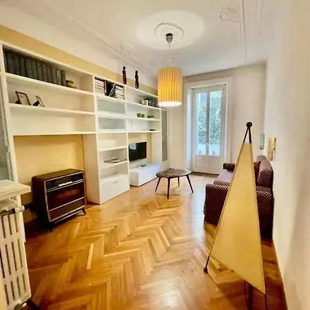 Appartement Gae Aulenti House Free Wi-fi *