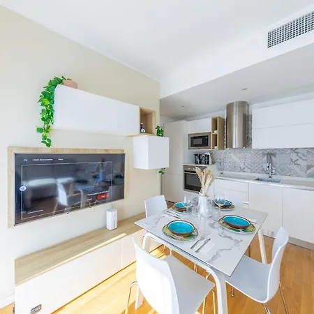 Luxury And Design, 4 Beds With Ac * Милан