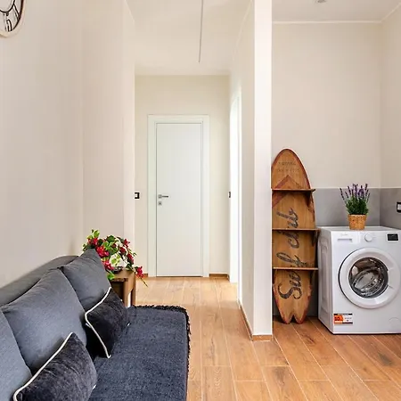 Modern 2 Bdr-near Metro Direct Connection To Duomo Apartamento *