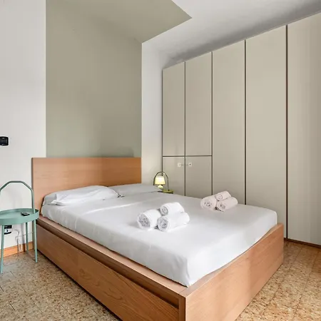 Nido Delle Favole Affori M3, Ac, Balcony, Park Appartement