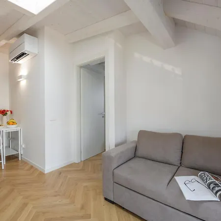 شقة Novara, 62 - Sky Loft