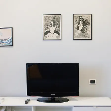 Bright Modern Flat - Easy Metro To Duomo شقة