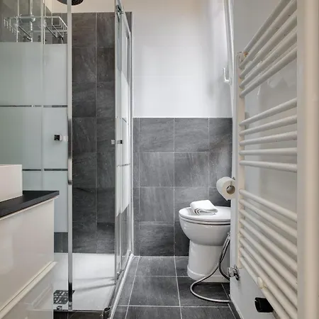 Modern Industrial - Porta Romana Apartamento
