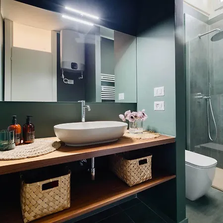 Vintage Con Terrazza Privata - Centro 15min شقة *