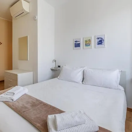 Urban Harmony - Balcony & 8 Min To Metro شقة ميلان
