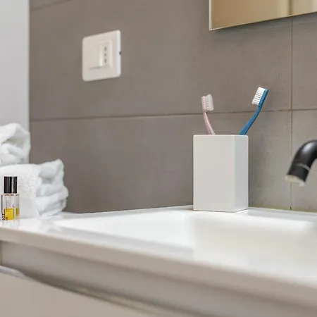 The Rent - Two-room In The Sant'ambrogio Neighborhood Appartement Milaan