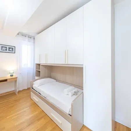 Апартаменты Luxury And Design, 4 Beds With Ac *