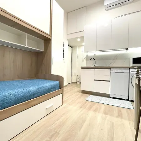 Centre - Cozy And Modern * ميلان