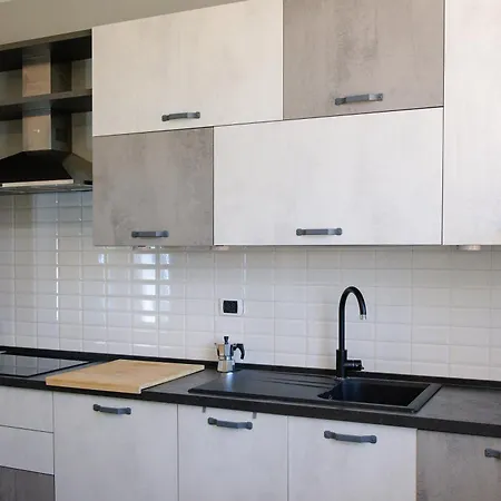 Bright Modern Flat - Easy Metro To Duomo *