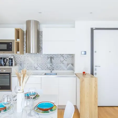 Luxury And Design, 4 Beds With Ac Апартаменты Милан