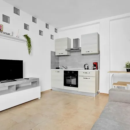 Appartamento Ca7 Luminoso Bilocale Moderno Vicino Stazione