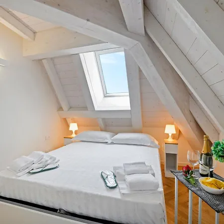 Novara, 62 - Sky Loft