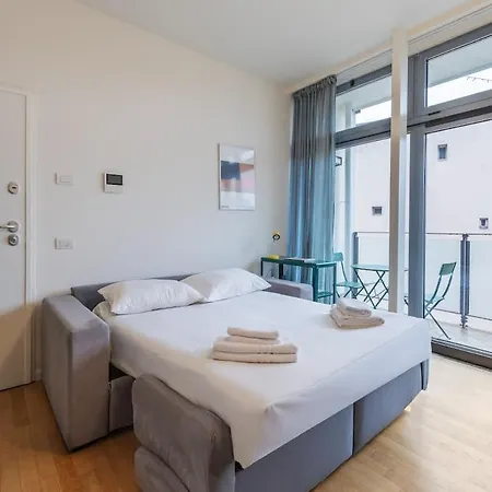 Afterglow - Urban Retreat With Balcony Appartamento Milano