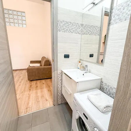 Luminoso In Martesana M1 Gorla Appartement Milaan