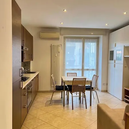 Amadeo Free Wifi Apartman Milánó