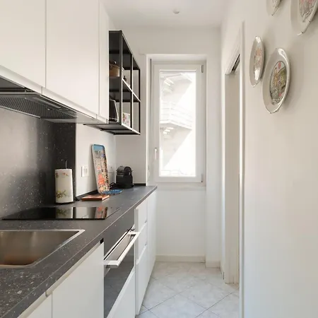 Apartamento Guesthost - Comfy Balcony X4 Sondrio Mm3 *