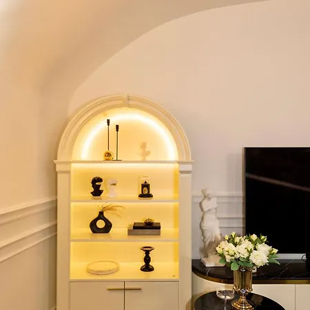 Luxury Flat Duomo E Metro A 5min Apartamento