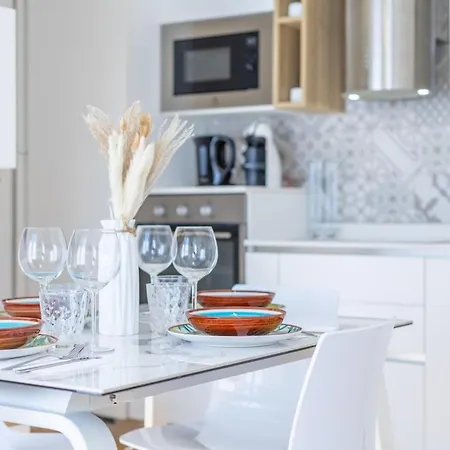 Апартаменты Luxury And Design, 4 Beds With Ac Милан