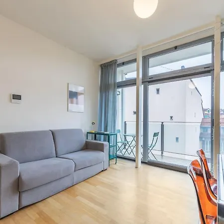 Afterglow - Urban Retreat With Balcony Appartement Milan