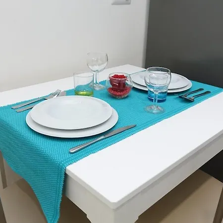 Centre - Cozy And Modern * ميلان