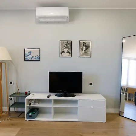 Bright Modern Flat - Easy Metro To Duomo ميلان
