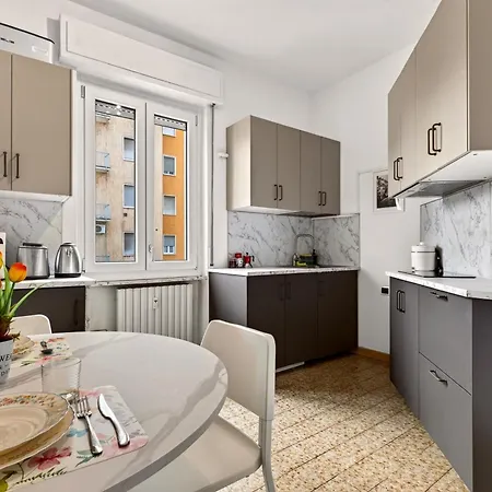Nido Delle Favole Affori M3, Ac, Balcony, Park * Milaan