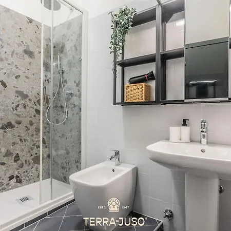 Appartement Sarpi 25 *